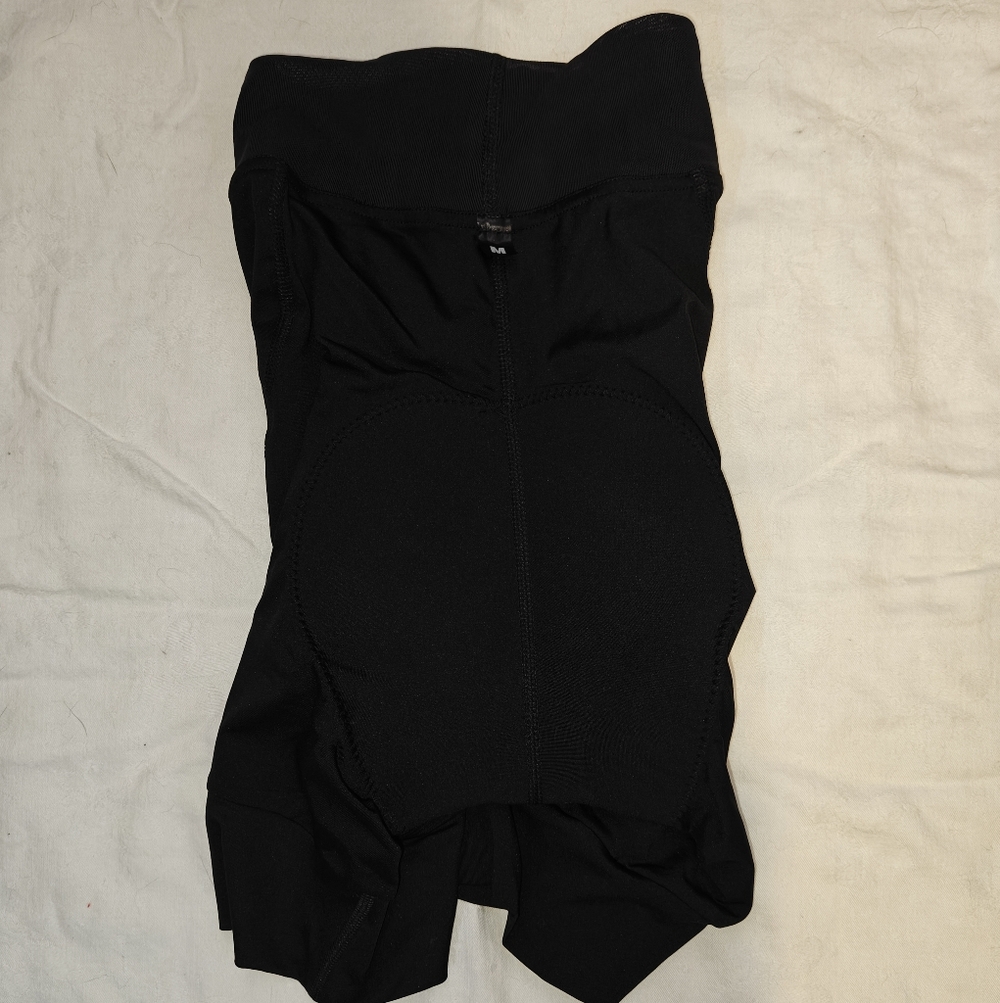 NWOT FOX Black Cycling Shorts